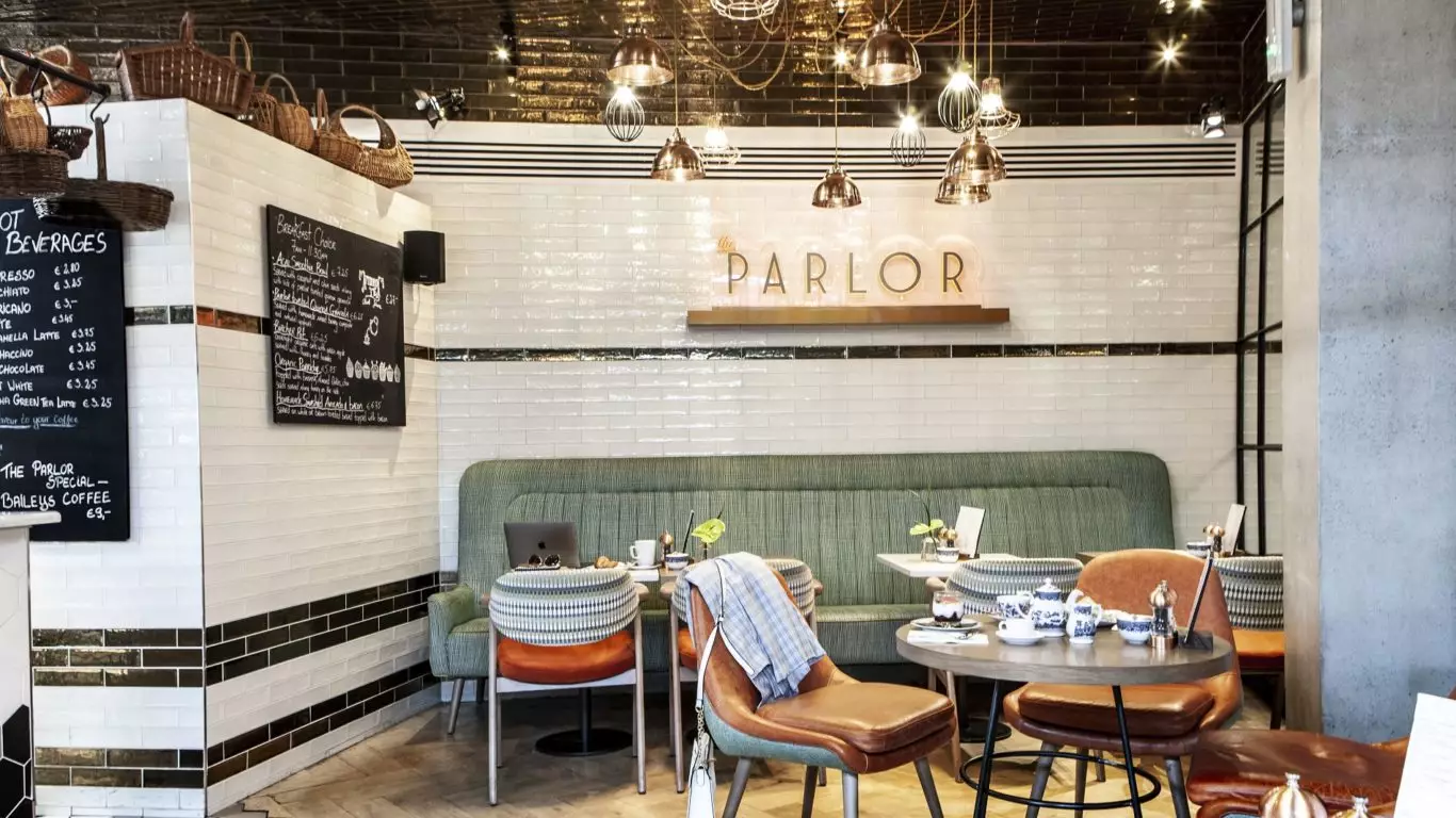 Address-Connolly- The-Parlor